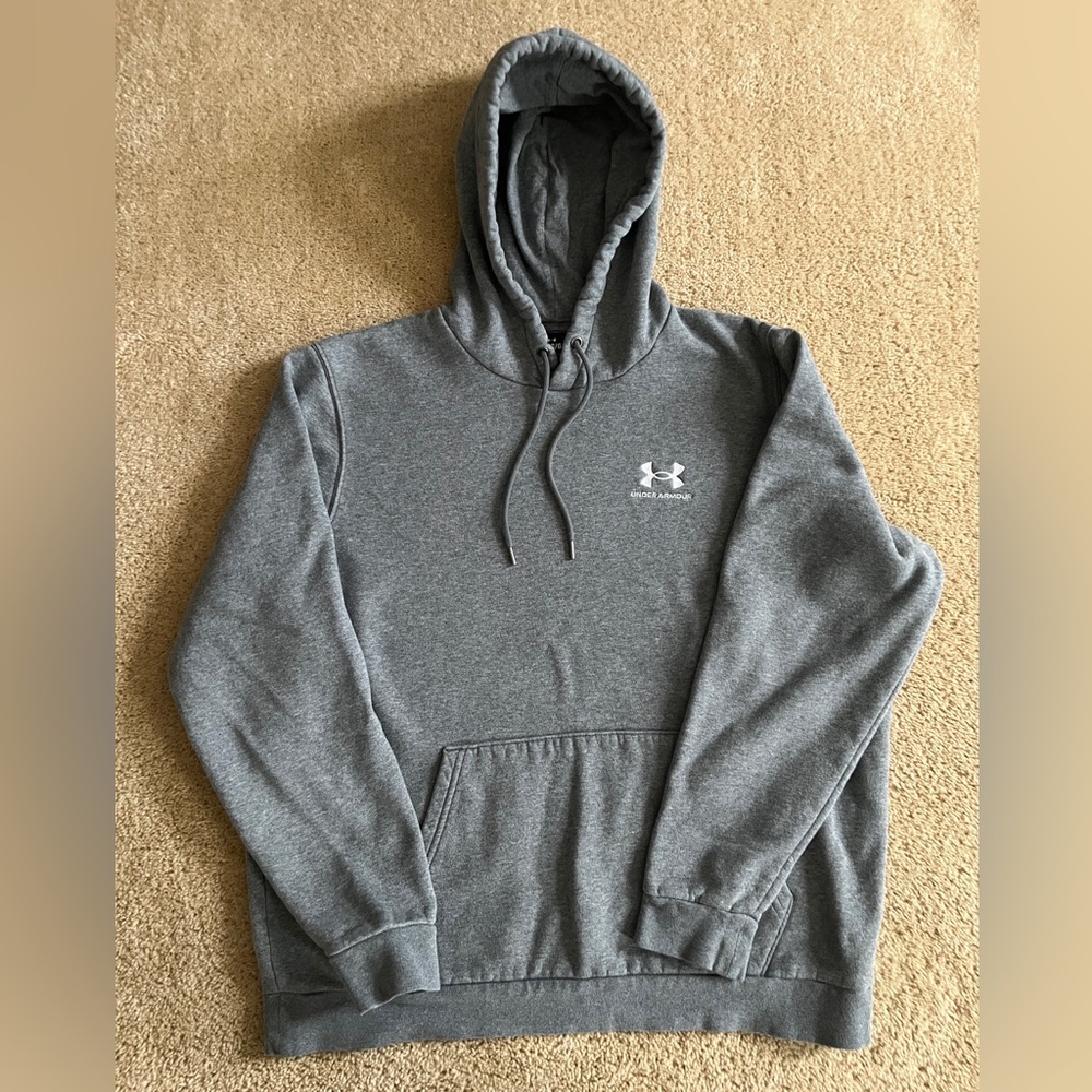 Men’s Under Armour hoodie-large